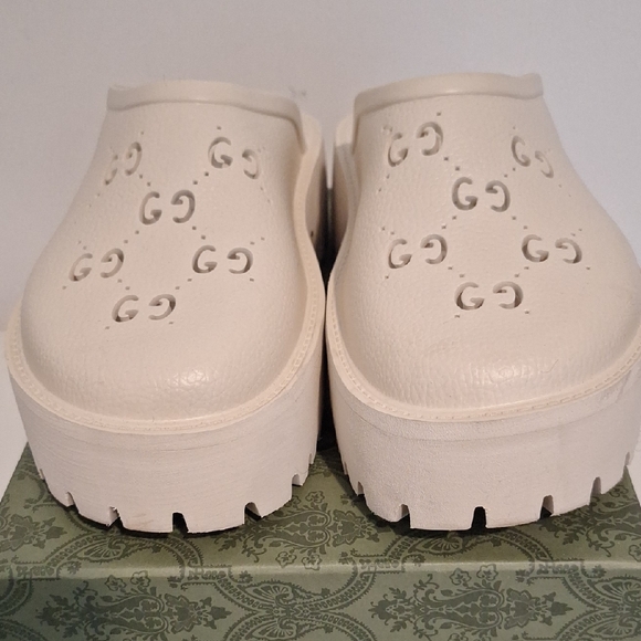 Gucci Rubber Perforated Platform Clogs - Picture 1 of 5
